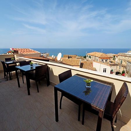 Lorylu Hotel Tropea Exterior photo