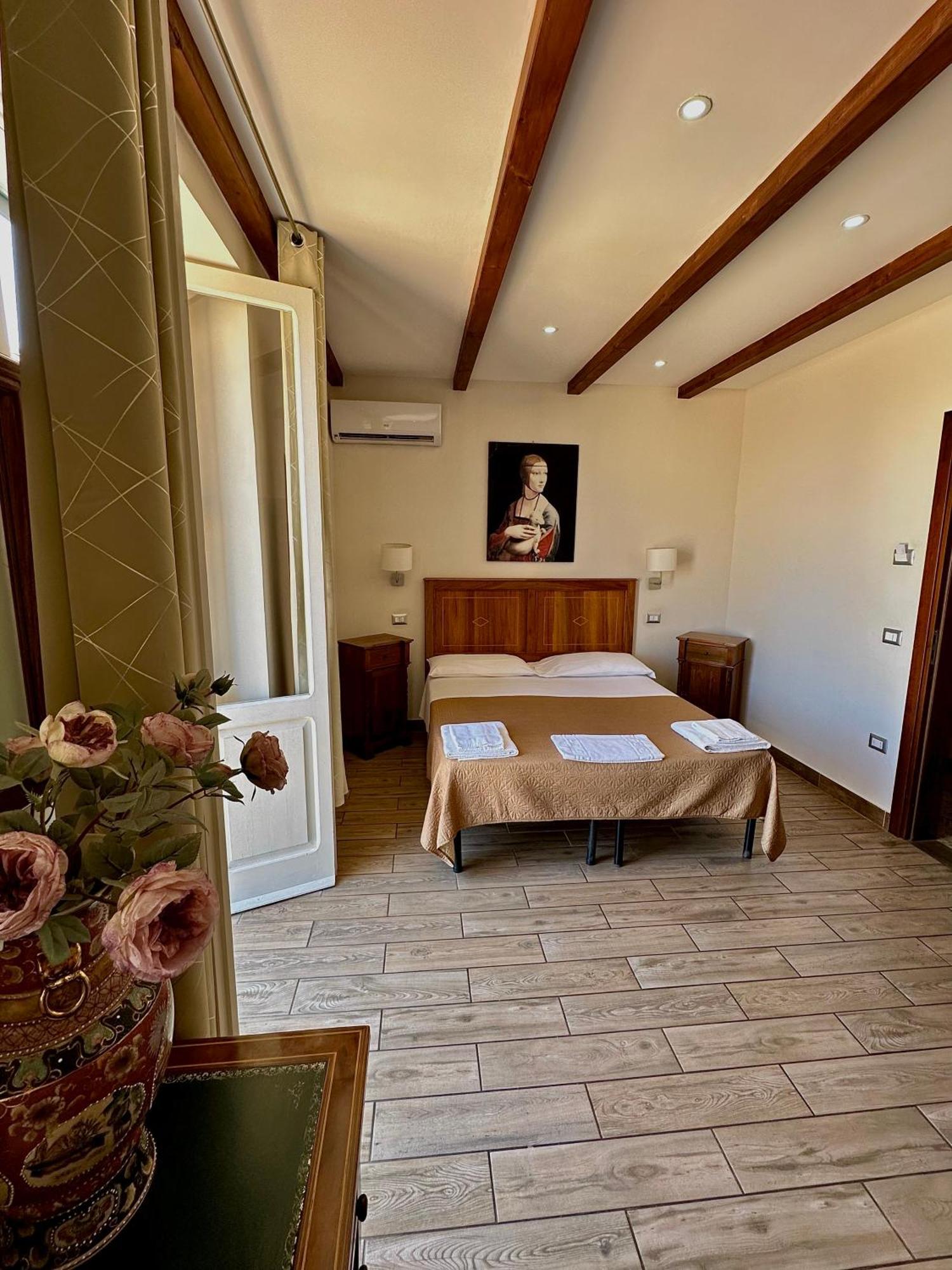 Lorylu Hotel Tropea Exterior photo