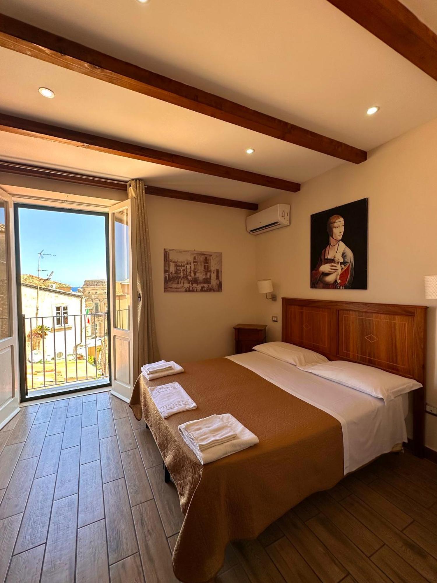 Lorylu Hotel Tropea Exterior photo