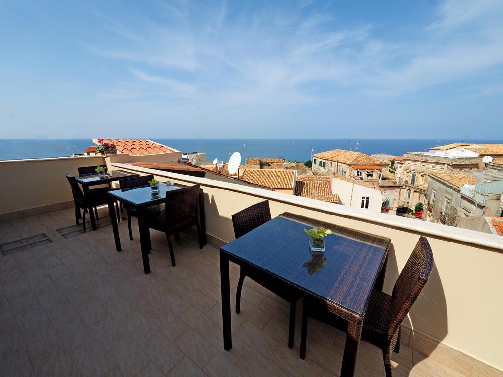 Lorylu Hotel Tropea Exterior photo